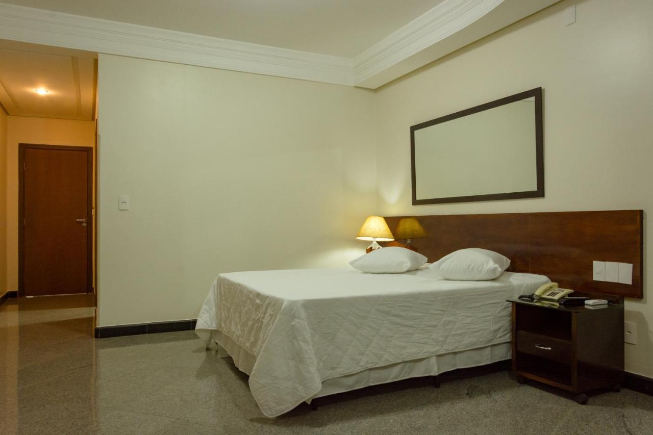 Lindoya Hotel Catalão Exteriér fotografie