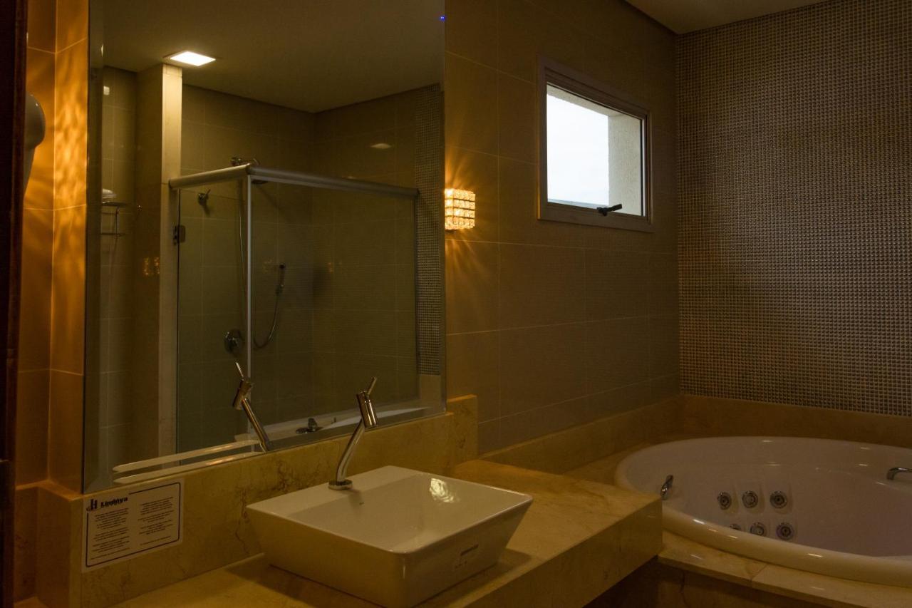 Lindoya Hotel Catalão Exteriér fotografie