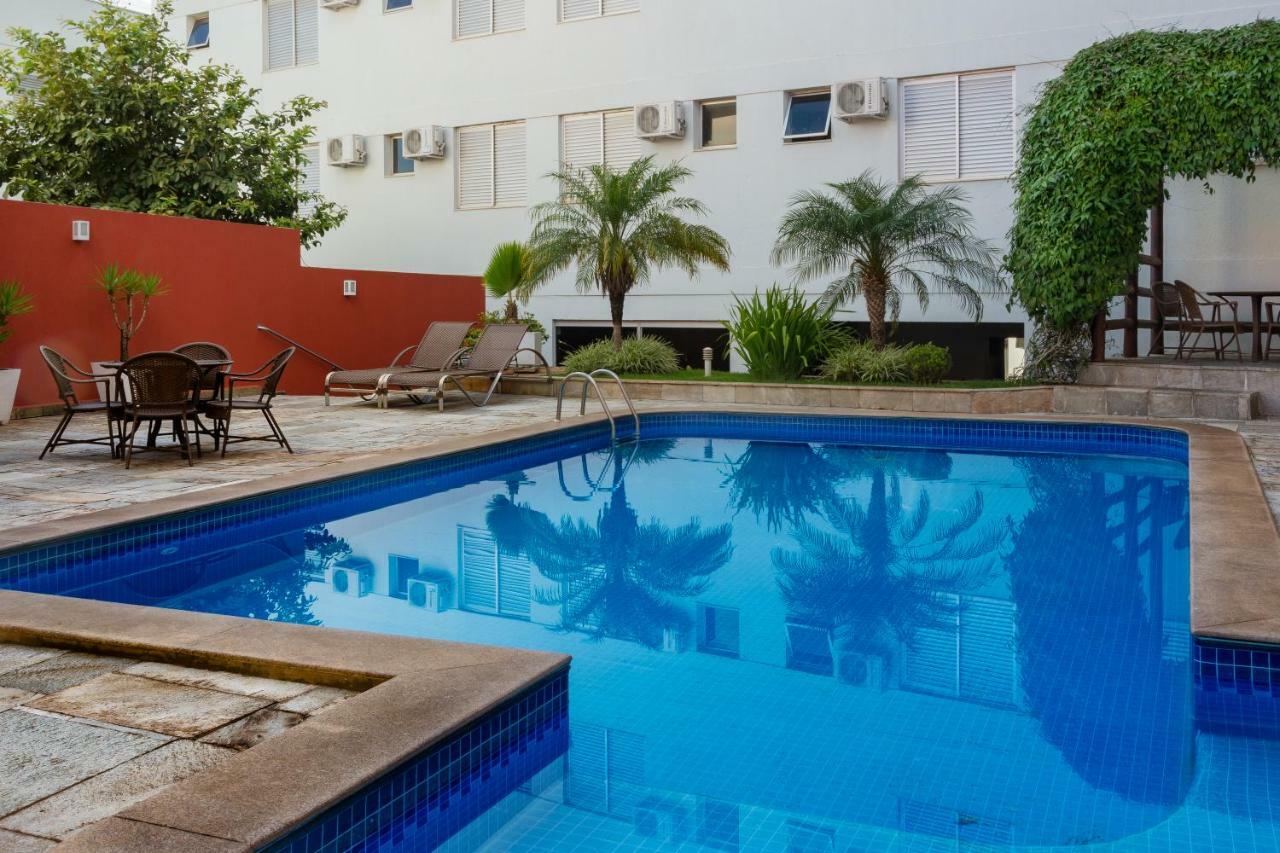 Lindoya Hotel Catalão Exteriér fotografie
